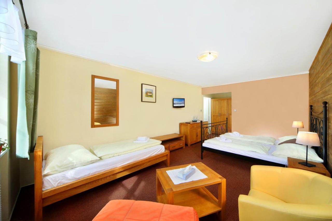 Hotel Erika Špindlerŭv Mlýn Luaran gambar