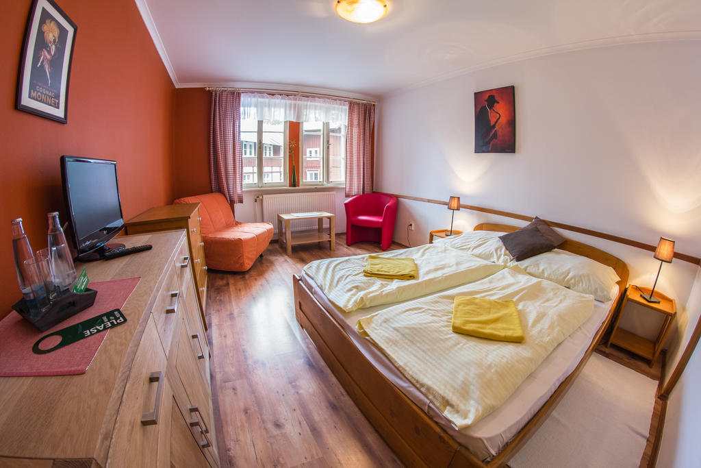 Hotel Erika Špindlerŭv Mlýn Luaran gambar
